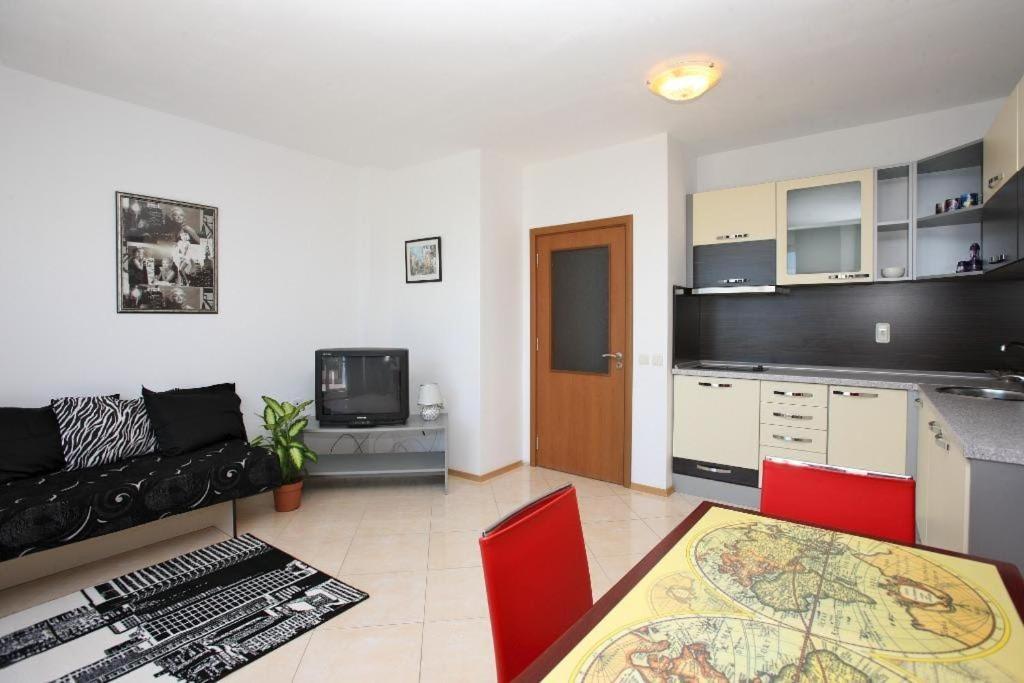 Sofia Apartments In Sunny Residence Солнечный берег Экстерьер фото