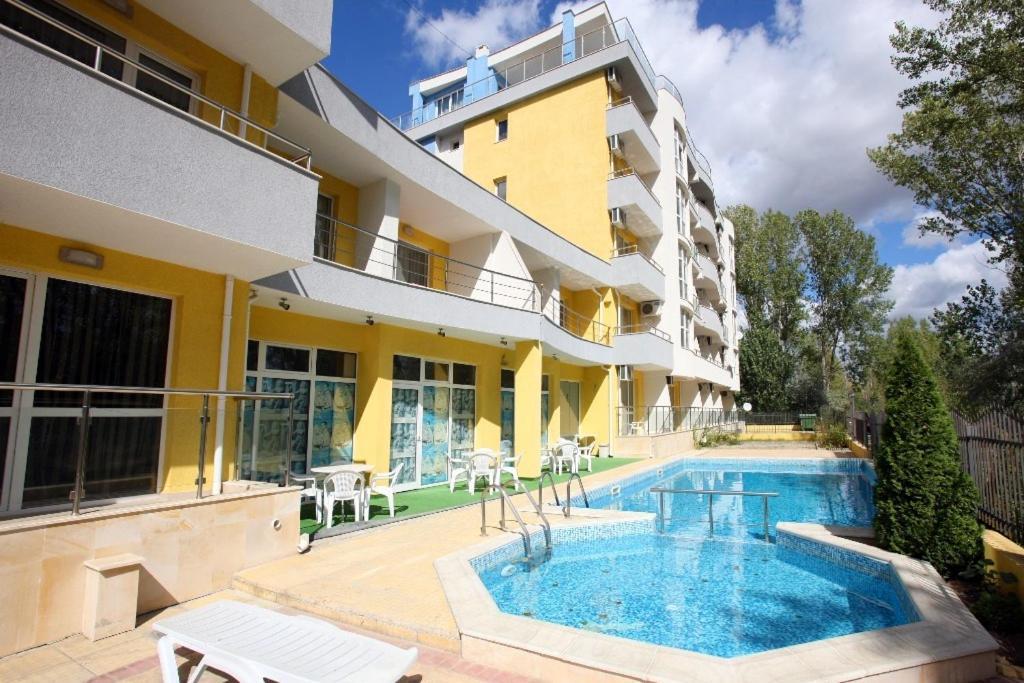 Sofia Apartments In Sunny Residence Солнечный берег Экстерьер фото